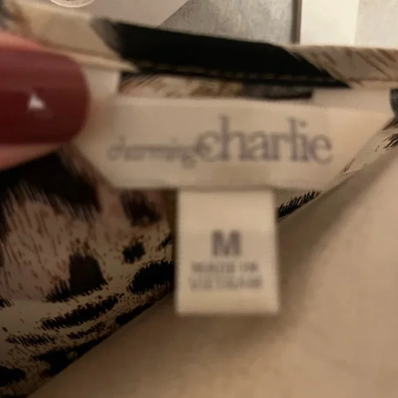 Leopard Print Charming Charlie’s Spring Shirt, Size Medium - Picture 2 of 2